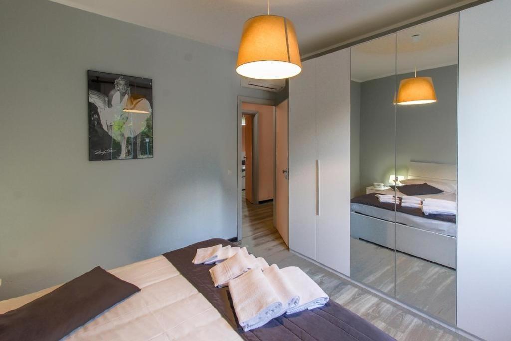 Liguria Apartments Pietra Ligure Esterno foto
