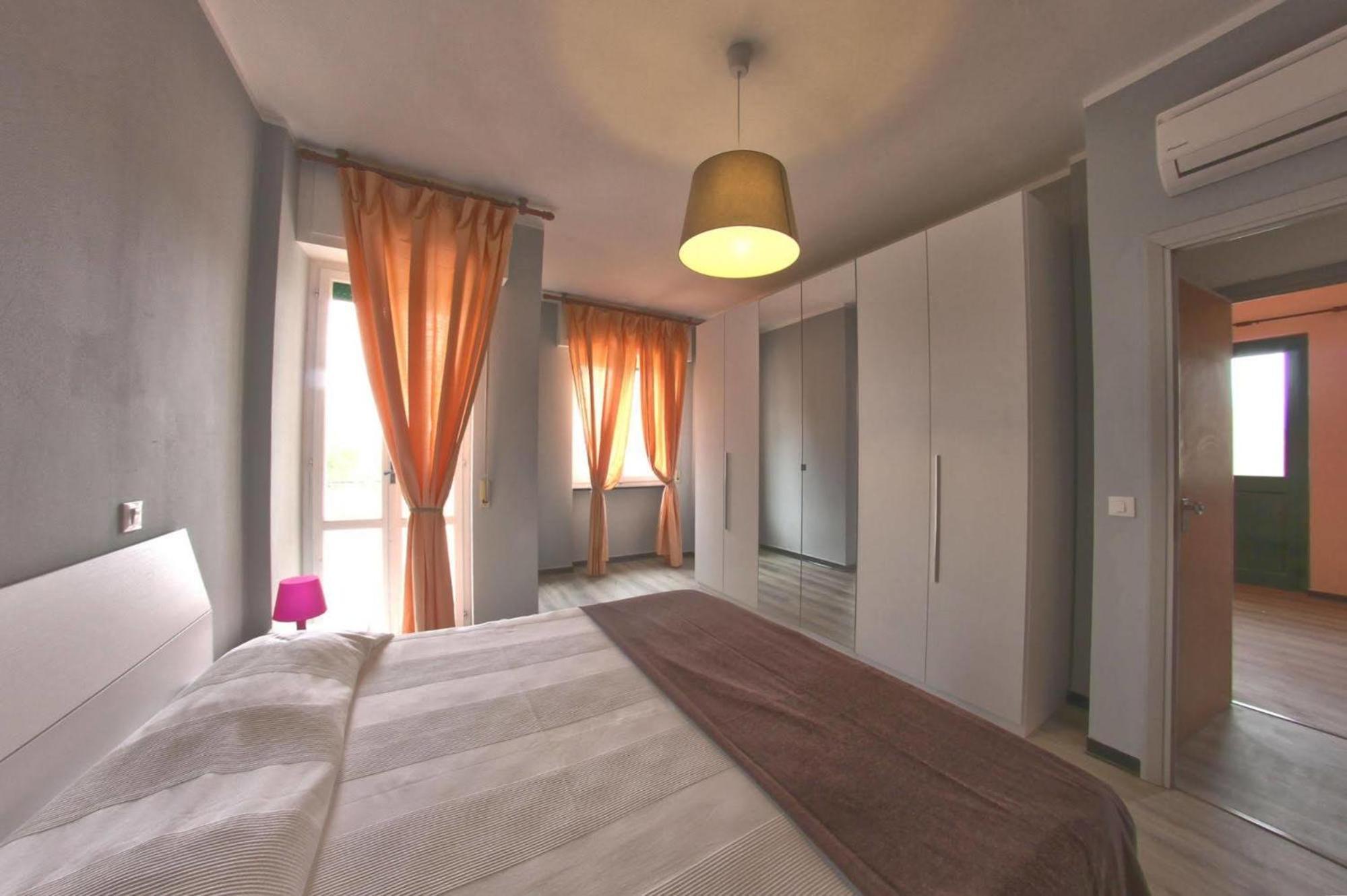 Liguria Apartments Pietra Ligure Esterno foto